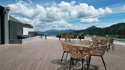 Sky deck seating with a mountain outlook